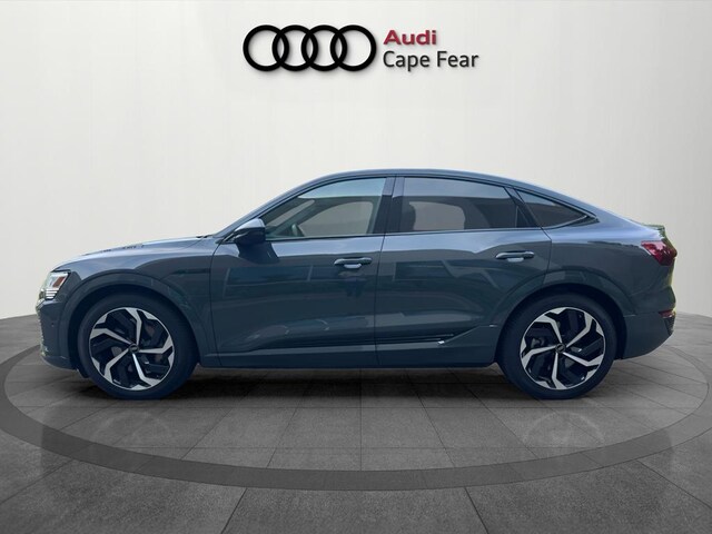 2024 Audi Q8 Sportback e-tron