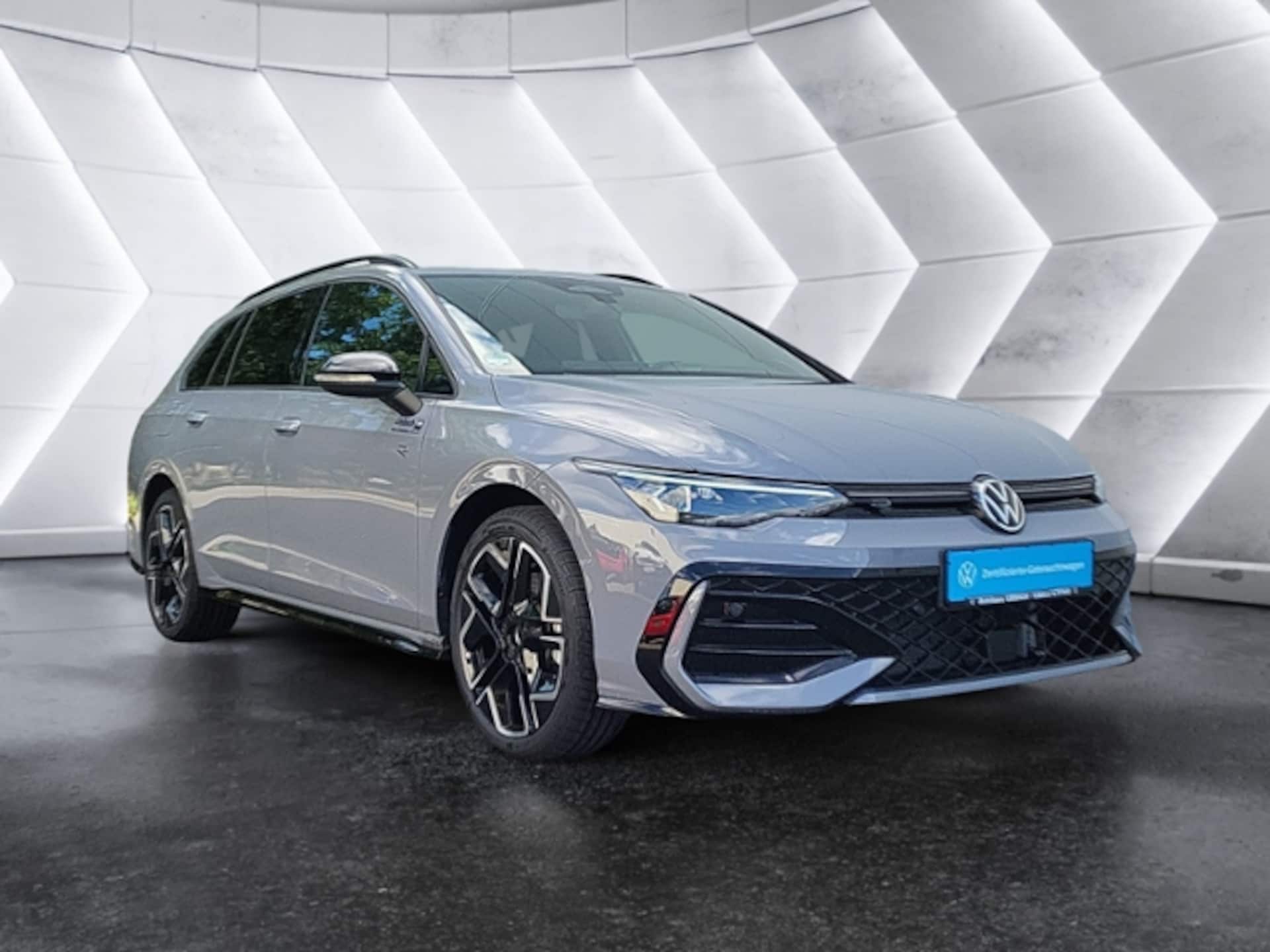 Volkswagen Golf Variant R-Line