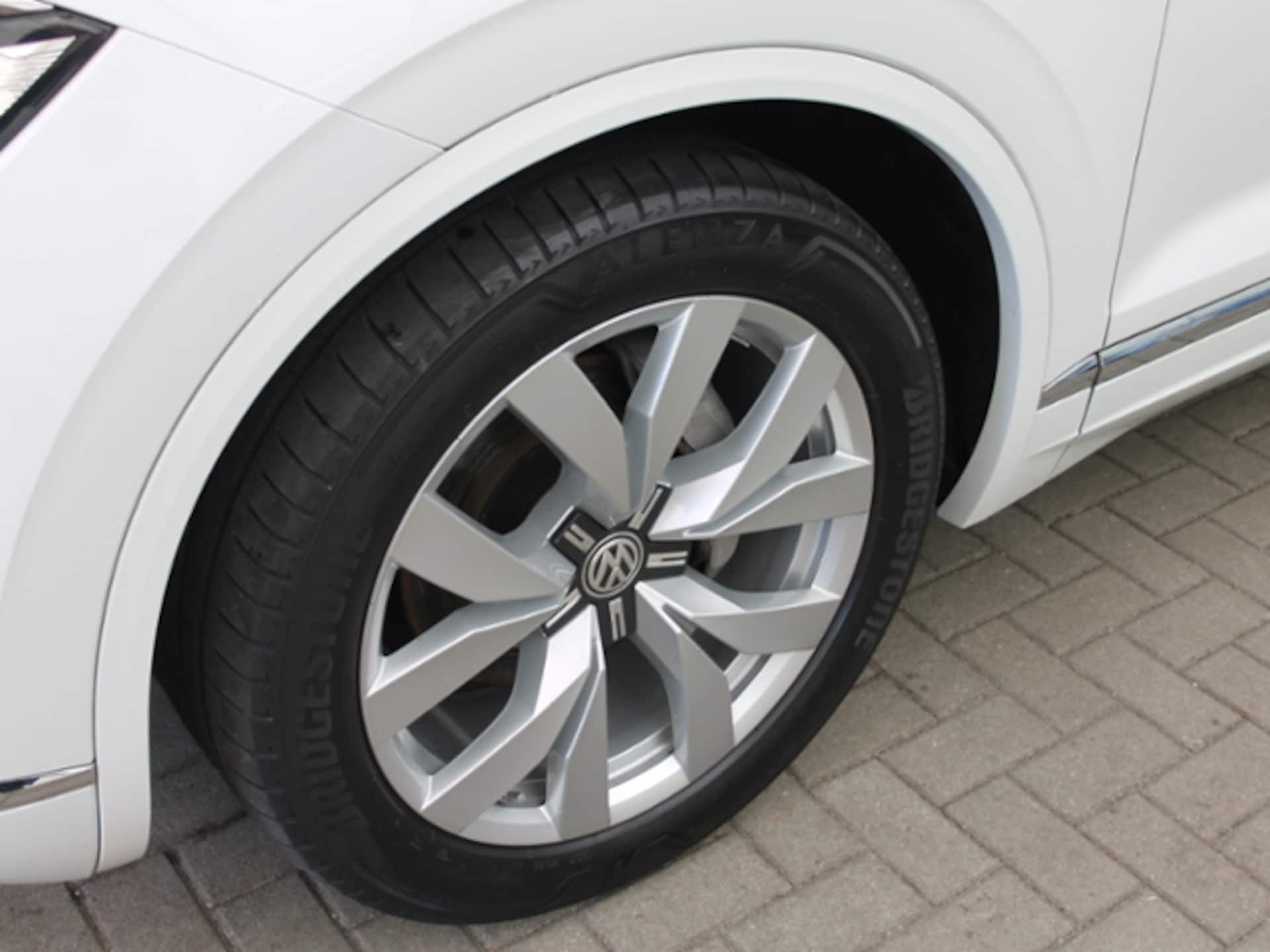 Volkswagen Touareg Basis-Modell