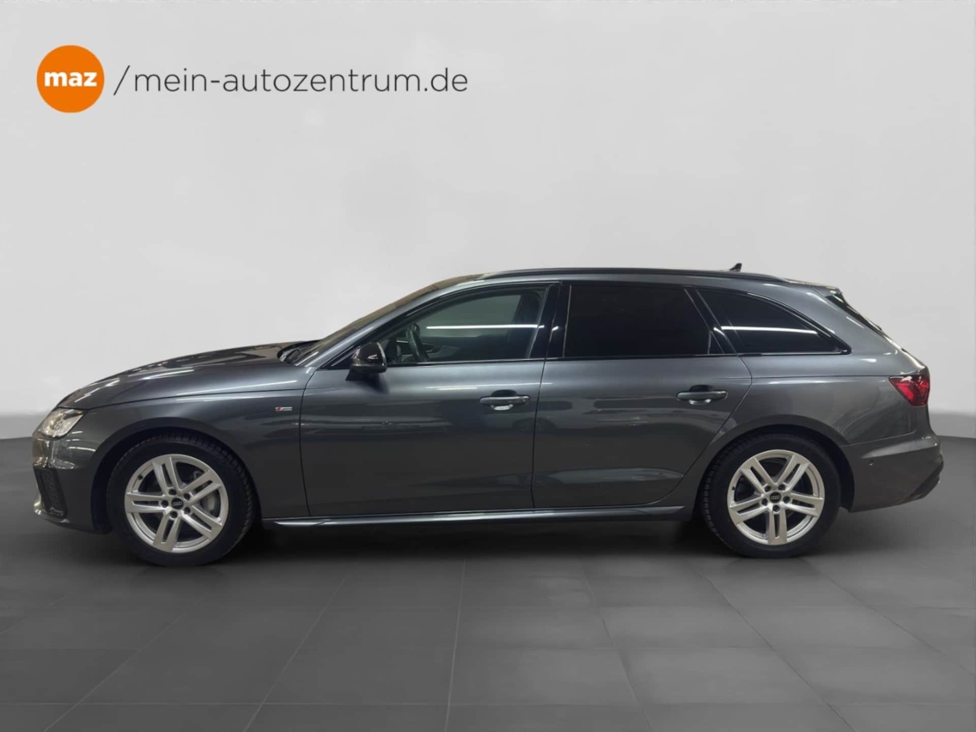 Audi A4 Avant S line