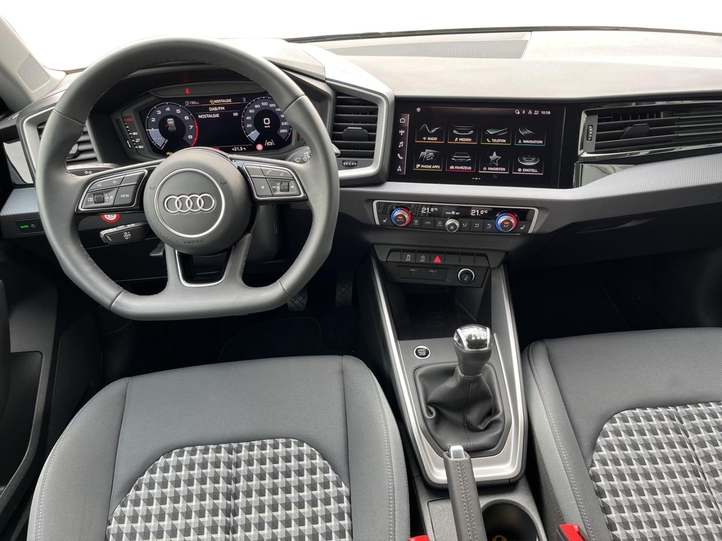 Bild über Audi A1 Sportback advanced 30 TFSI Schaltgetriebe - für weitere Informationen kontaktieren Sie den Audi Partner