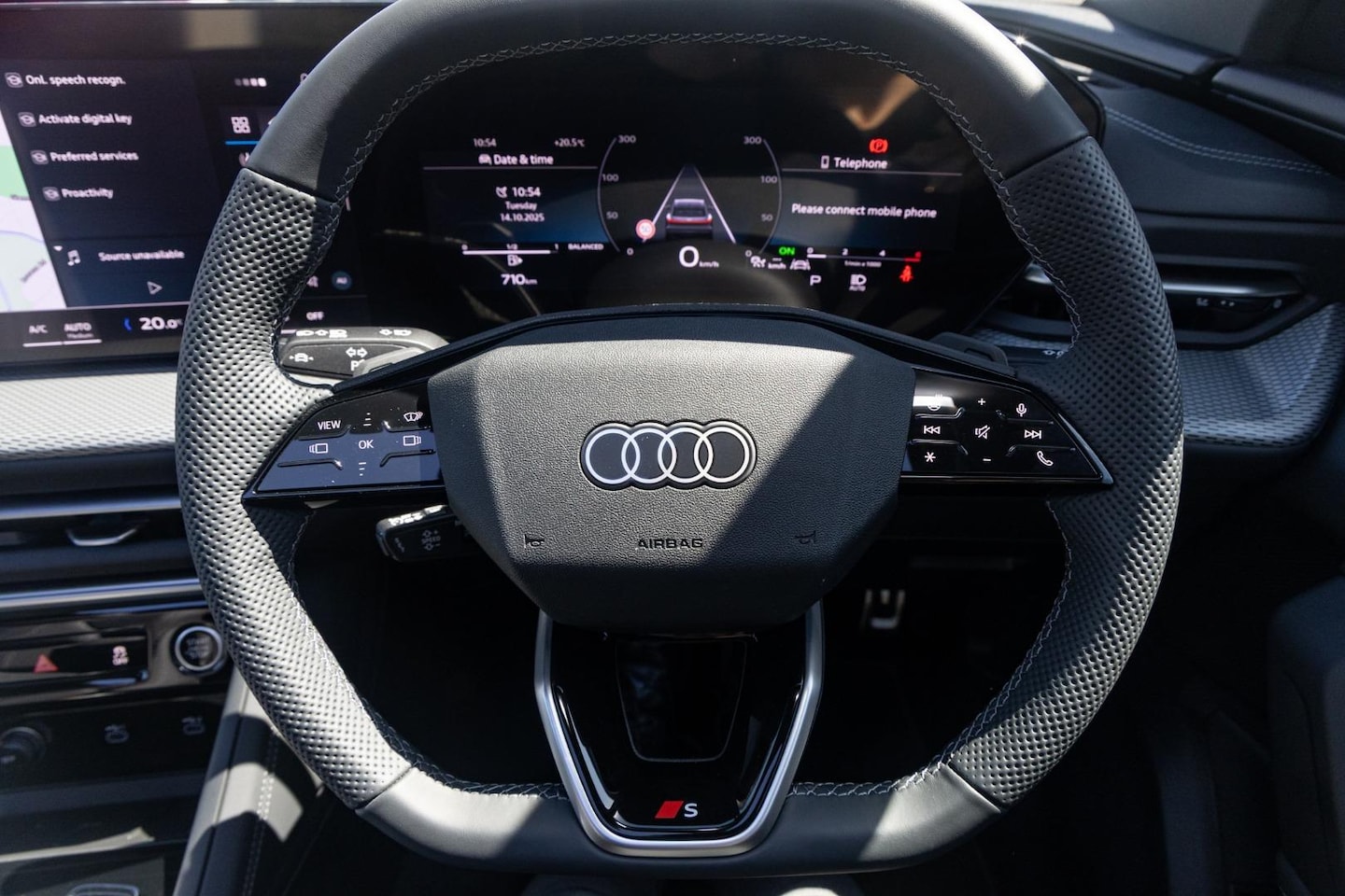 Image about Audi Q5 SUV TDI quattro 150 kW sport