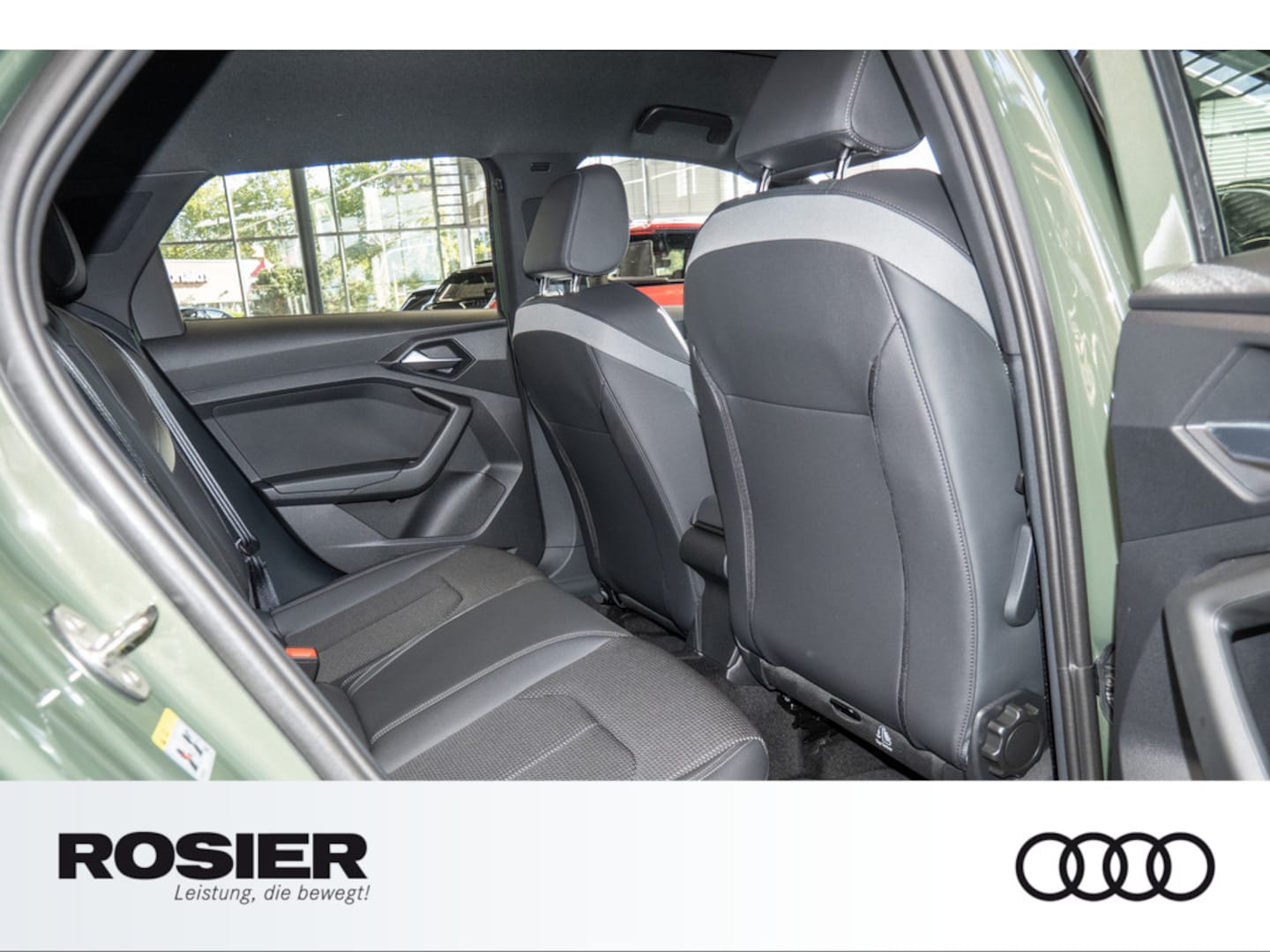Bild über Audi A1 Sportback S line 30 TFSI S tronic - für weitere Informationen kontaktieren Sie den Audi Partner