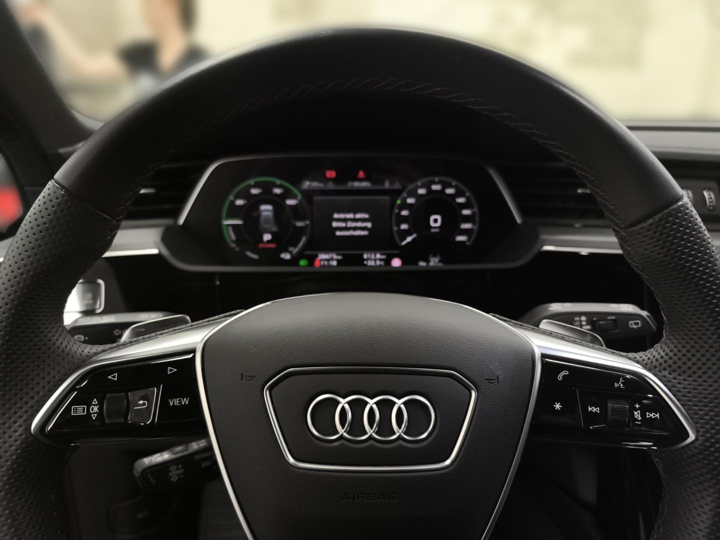 Image about Audi Q8 e-tron S line 50 e-tron quattro