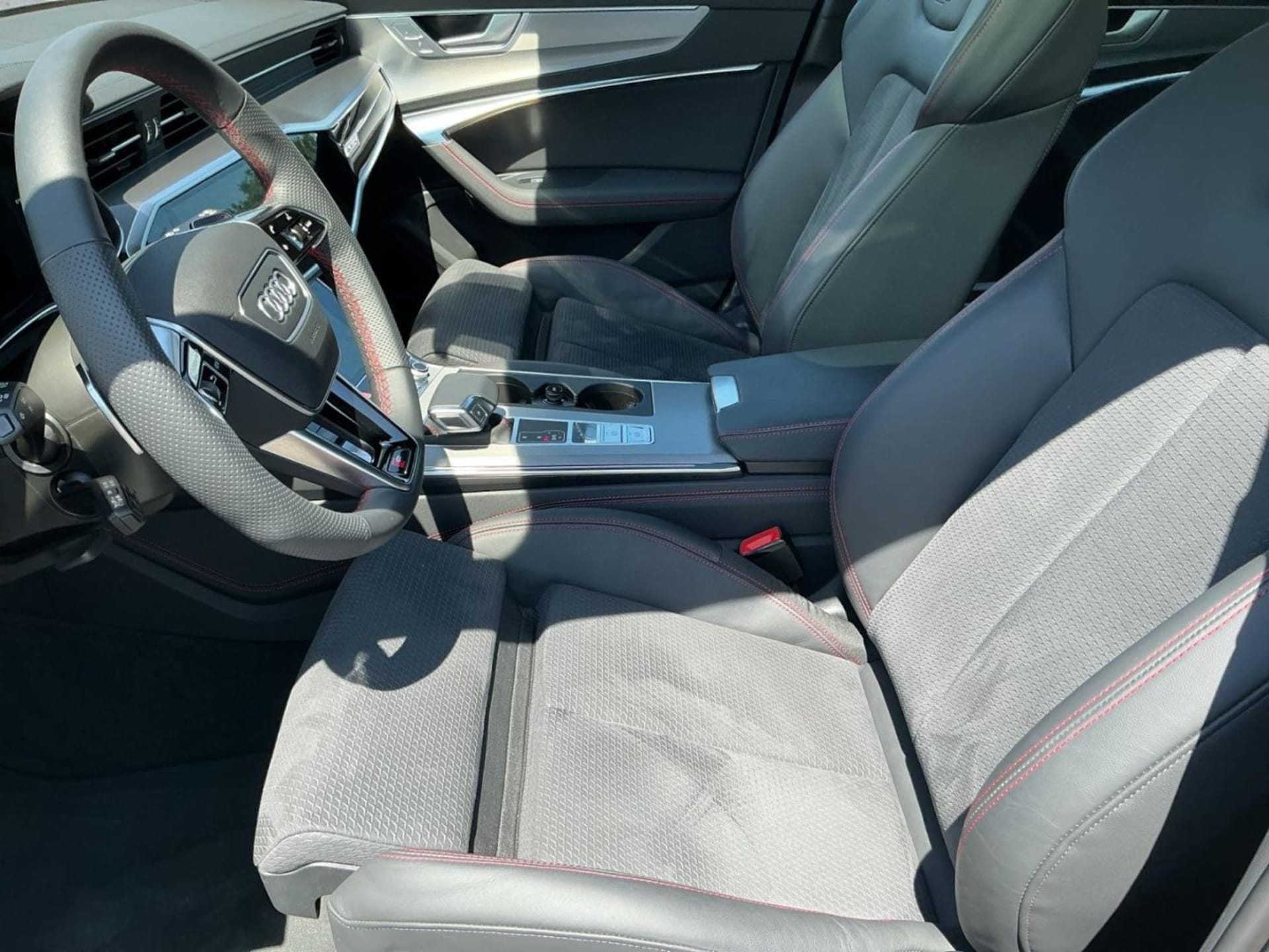 Audi A6 Avant TFSI e Design