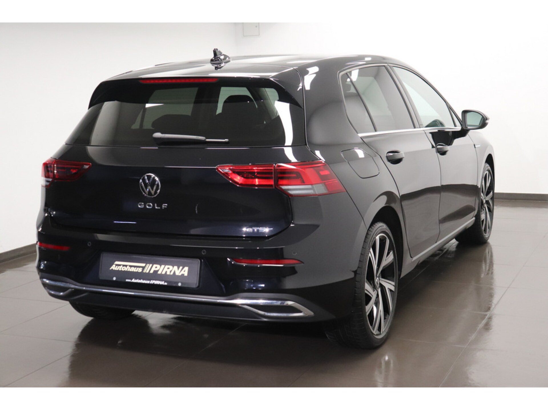 Volkswagen Golf Style