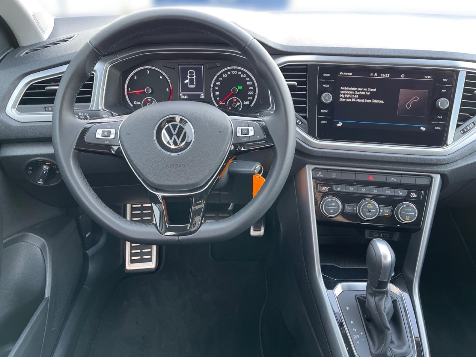Volkswagen T-Roc Active