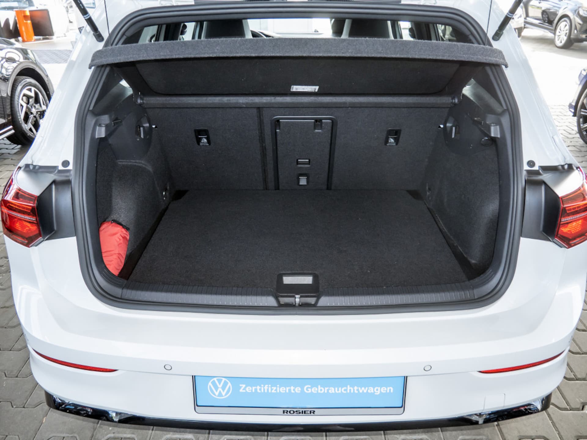 Volkswagen Golf R-Line