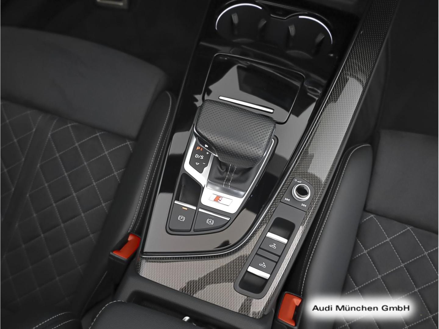 Bild über Audi S5 Cabriolet TFSI quattro tiptronic - für weitere Informationen kontaktieren Sie den Audi Partner