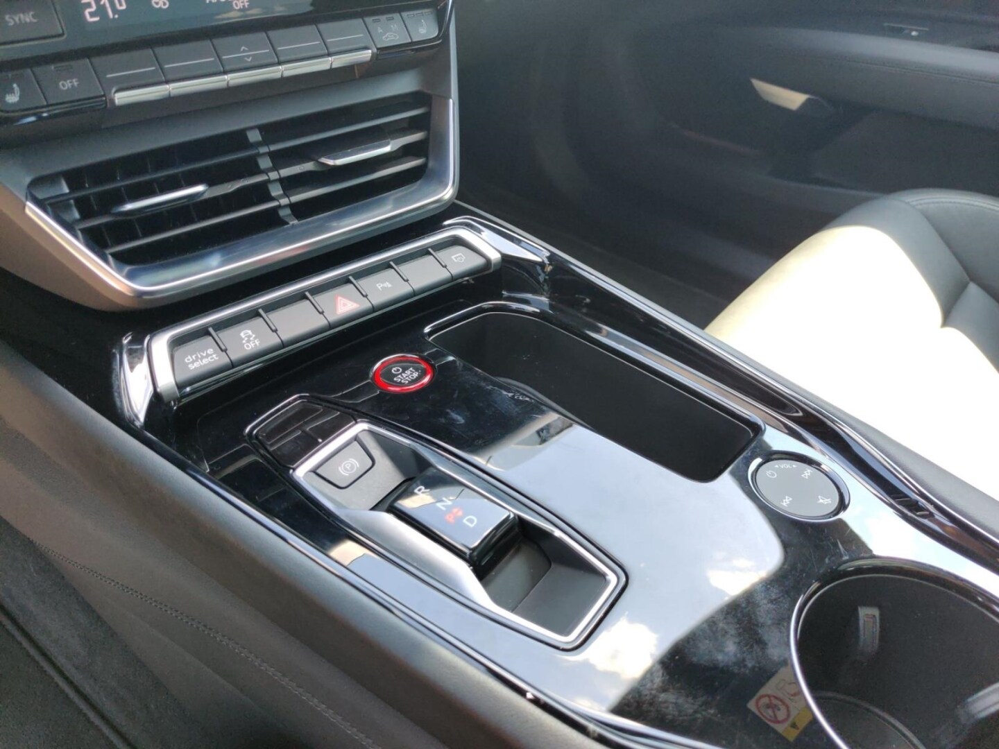 Image about Audi e-tron GT e-tron quattro