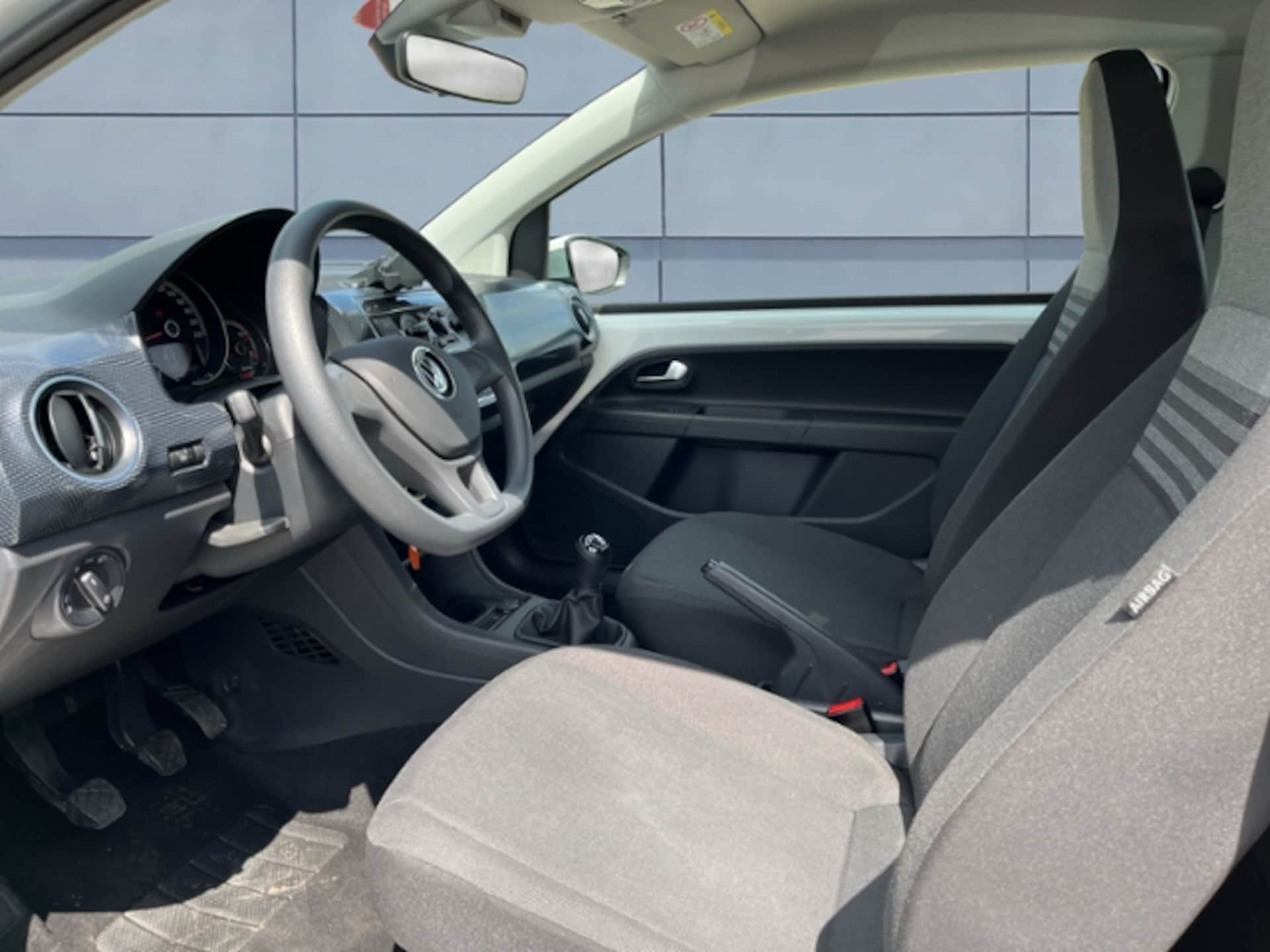 Volkswagen up!
