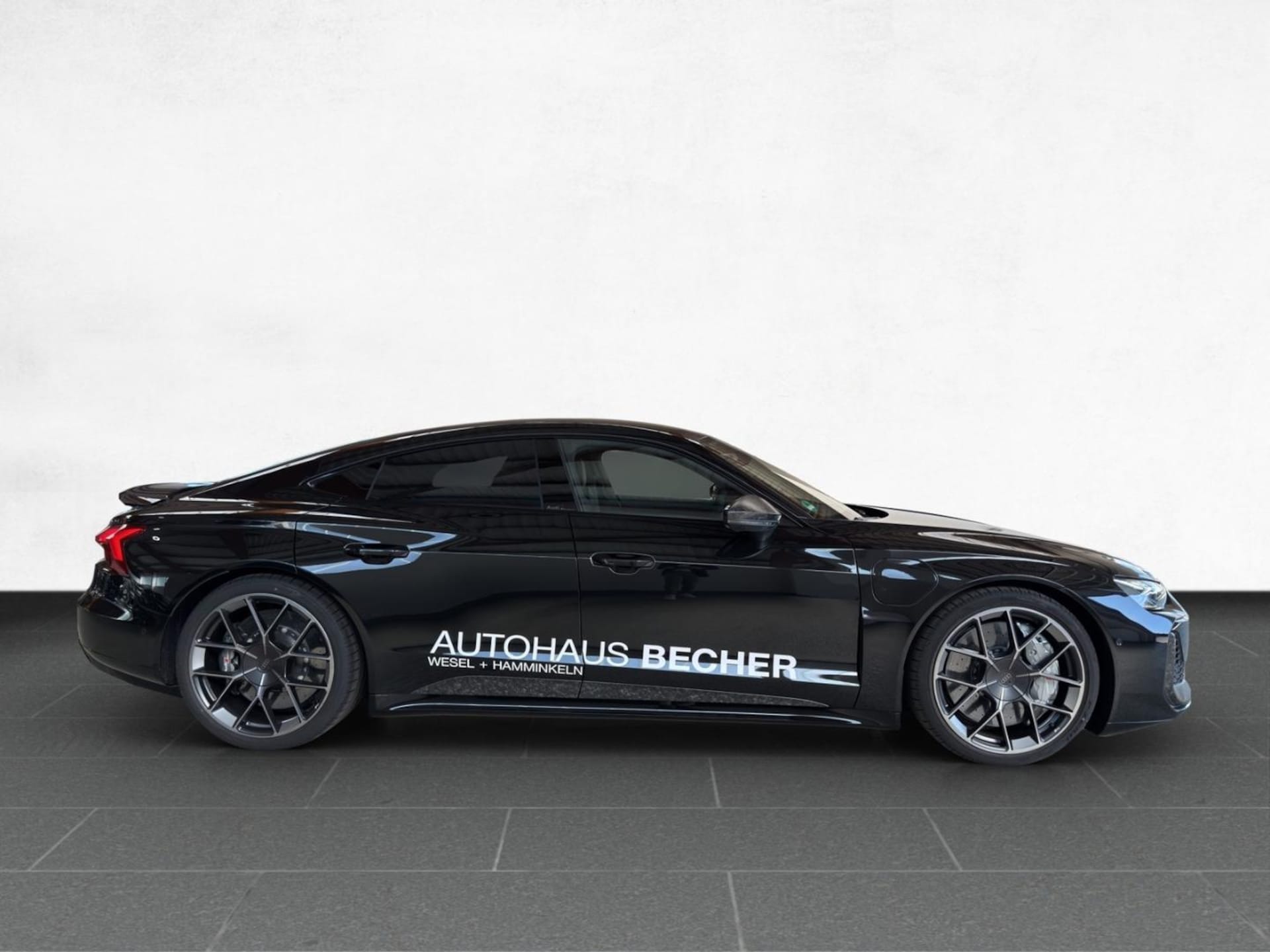 Audi RS e-tron GT performance