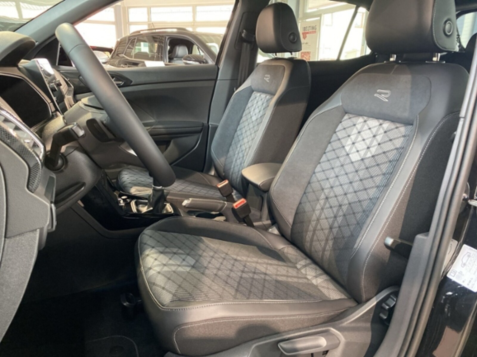 Volkswagen T-Cross – Bild 10