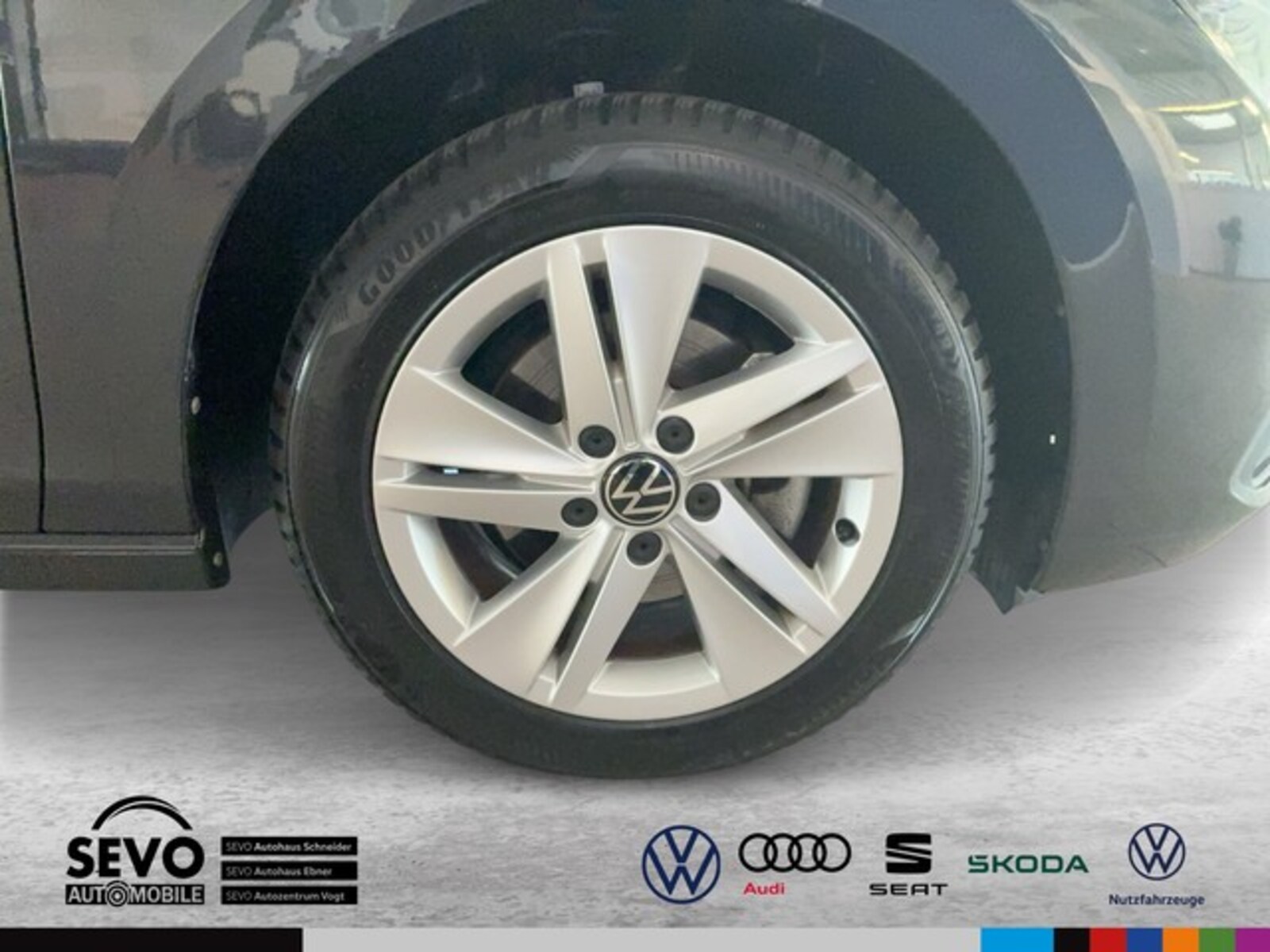Volkswagen Golf Variant – Bild 6