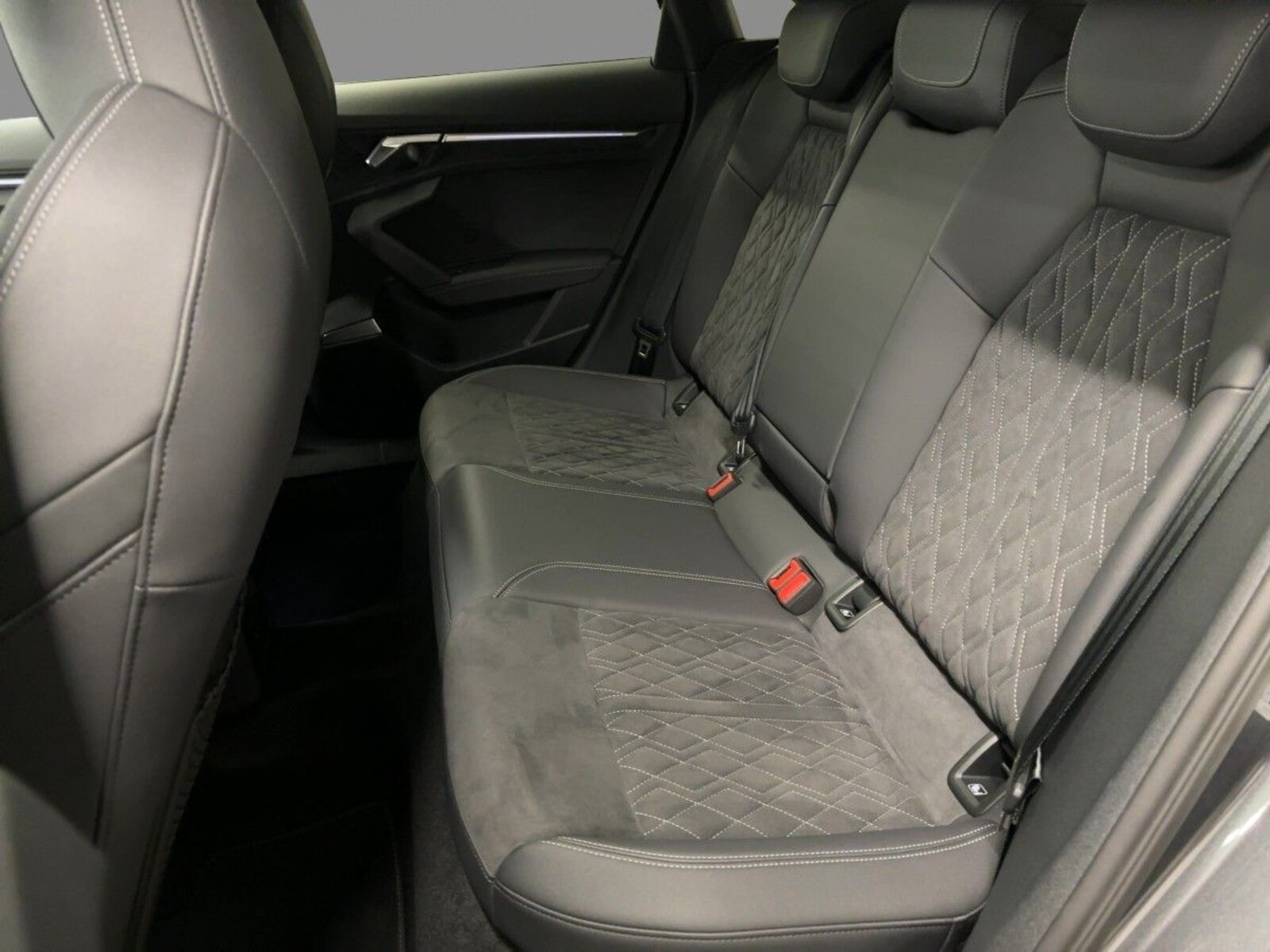 Audi S3 Limousine – Bild 11
