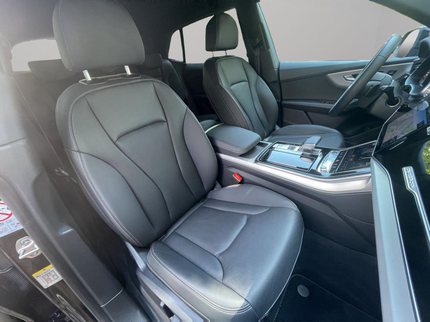 Image about Audi Q8 SUV TFSI e 55 TFSI e quattro tiptronic