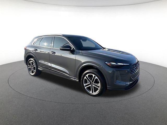2025 Audi Q5 40 Premium's photo