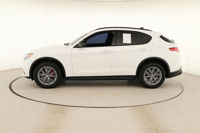 2023 Alfa Romeo Stelvio