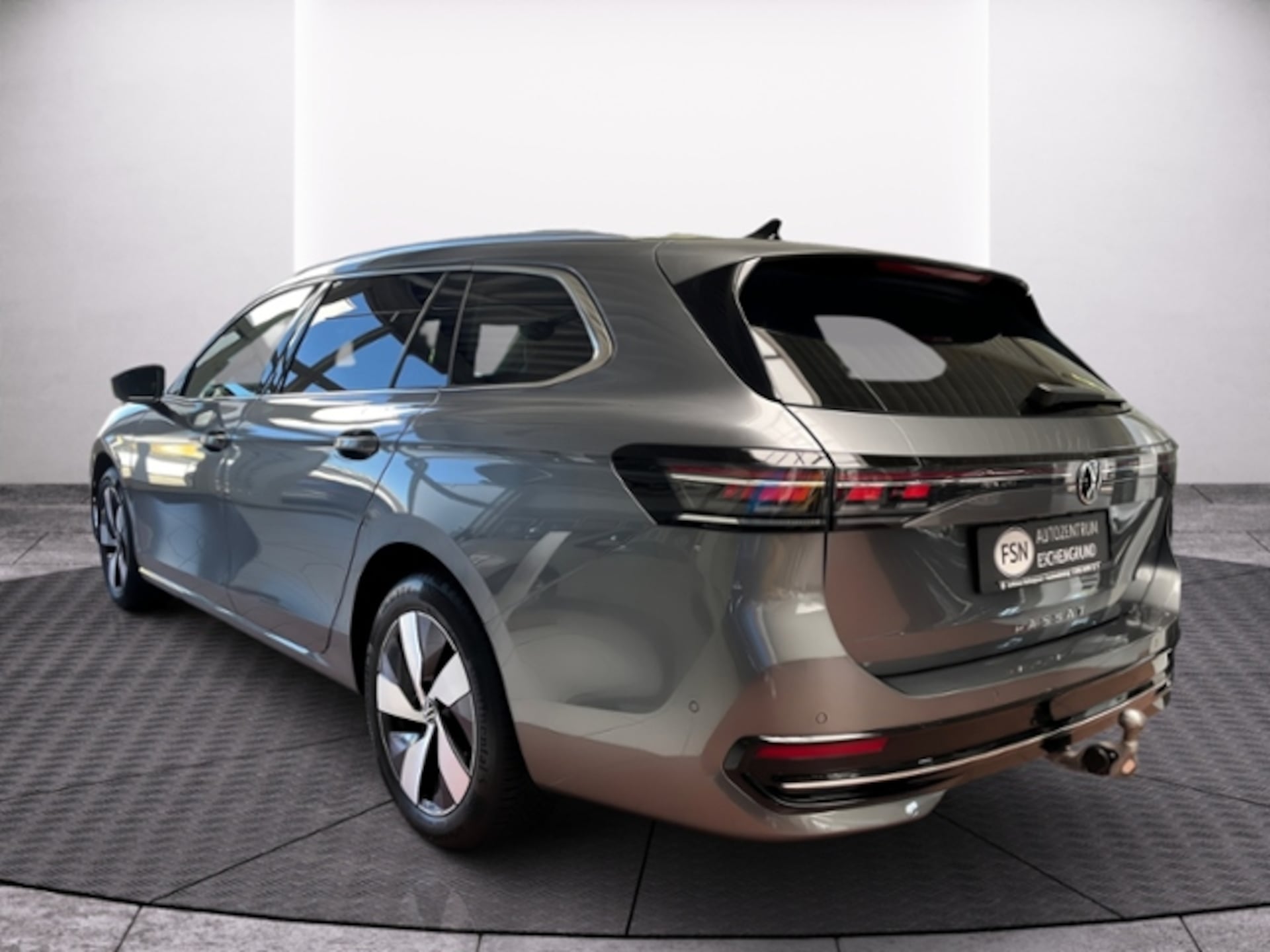 Volkswagen Passat Elegance