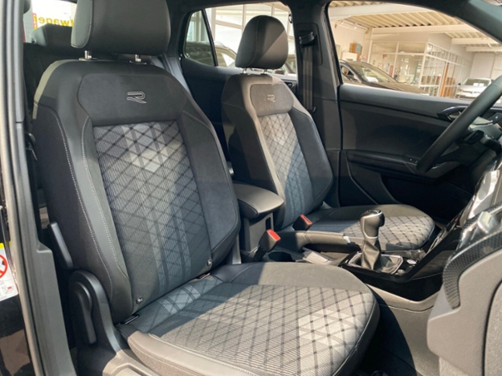 Volkswagen T-Cross – Bild 12