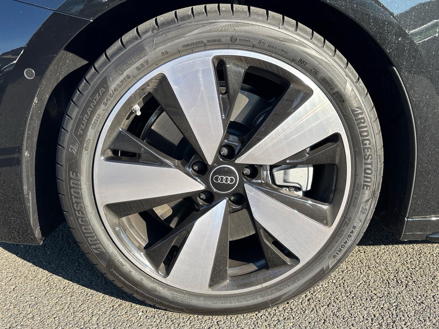 Bild über Audi A5 Avant e-hybrid e-hybrid quattro 220 kW S tronic - für weitere Informationen kontaktieren Sie den Audi Partner
