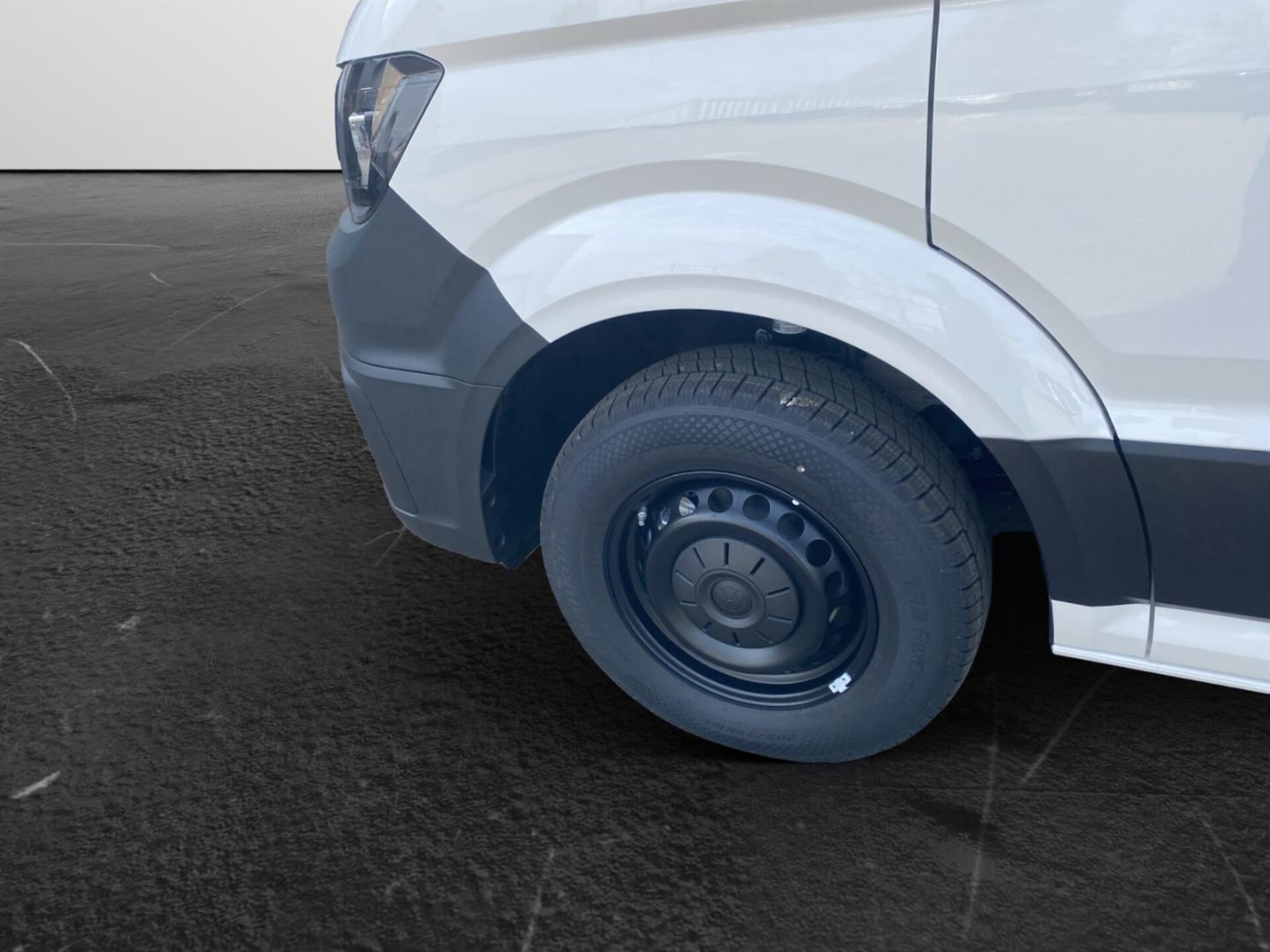 Volkswagen Crafter Kasten mittlerer Radstand
