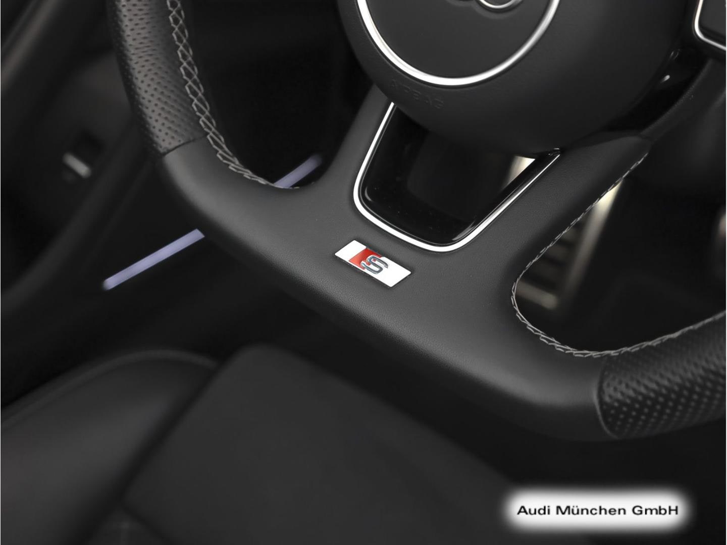 Bild über Audi S5 Cabriolet TFSI quattro tiptronic - für weitere Informationen kontaktieren Sie den Audi Partner