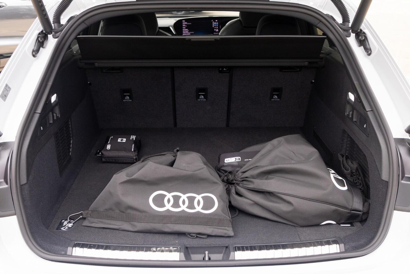 Image about Audi A5 Avant TFSI e e-hybrid quattro 270 kW S tronic