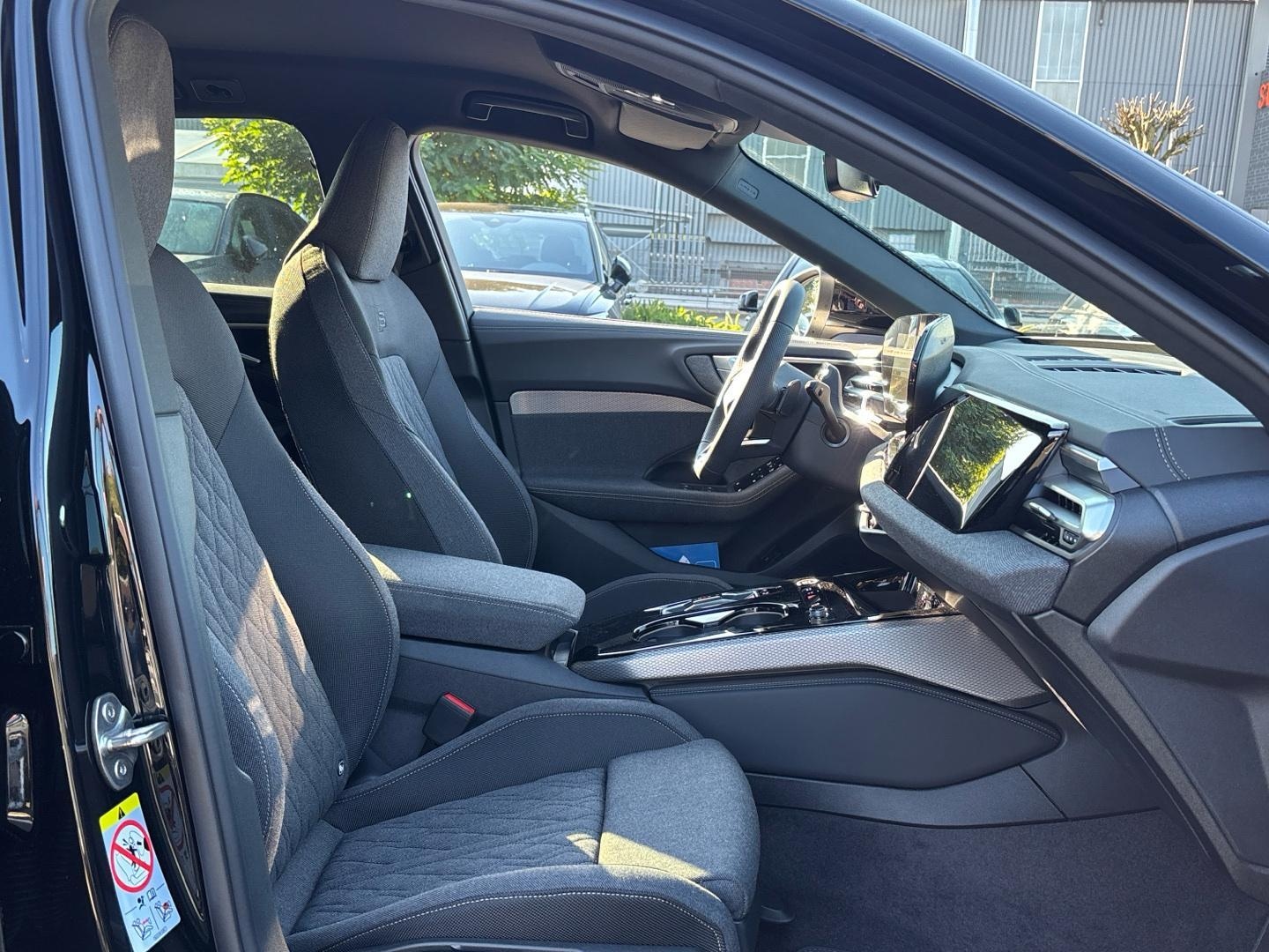 Bild über Audi A5 Avant e-hybrid e-hybrid quattro 220 kW S tronic - für weitere Informationen kontaktieren Sie den Audi Partner