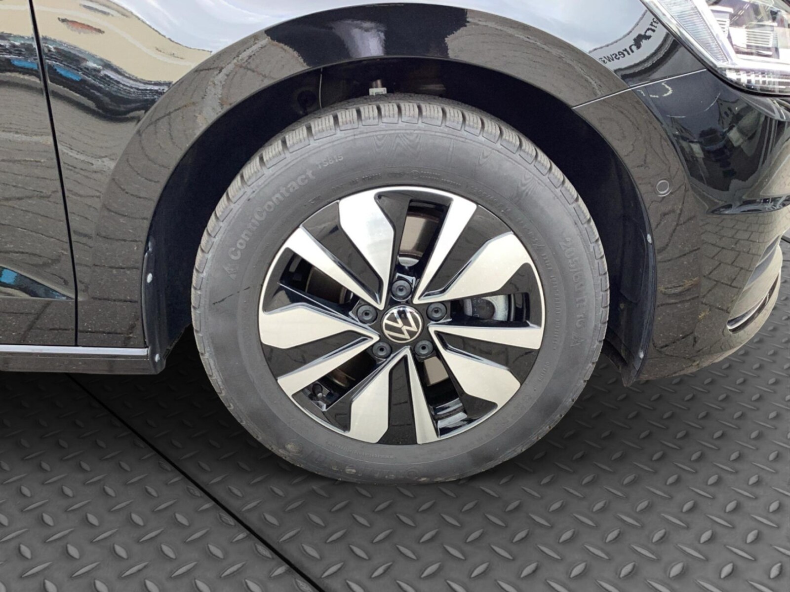 Volkswagen Touran – Bild 8