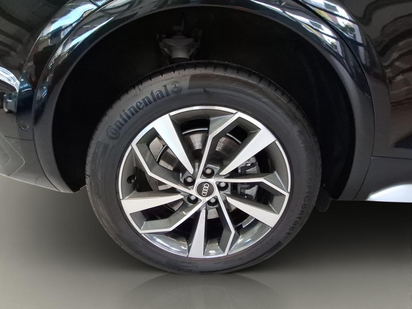 Bild über Audi Q5 Sportback 40 TFSI quattro S tronic - für weitere Informationen kontaktieren Sie den Audi Partner