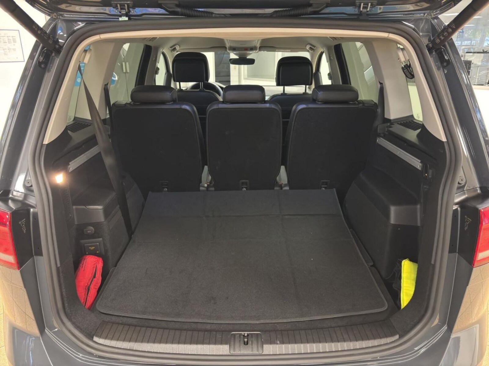 Volkswagen Touran – Bild 16