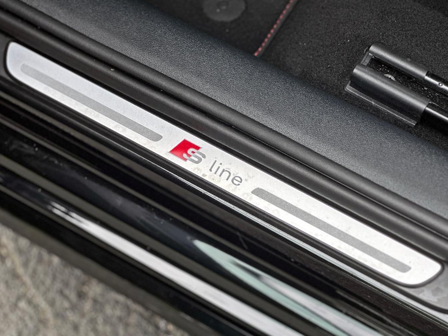 Bild über Audi A1 Sportback S line 40 TFSI S tronic - für weitere Informationen kontaktieren Sie den Audi Partner