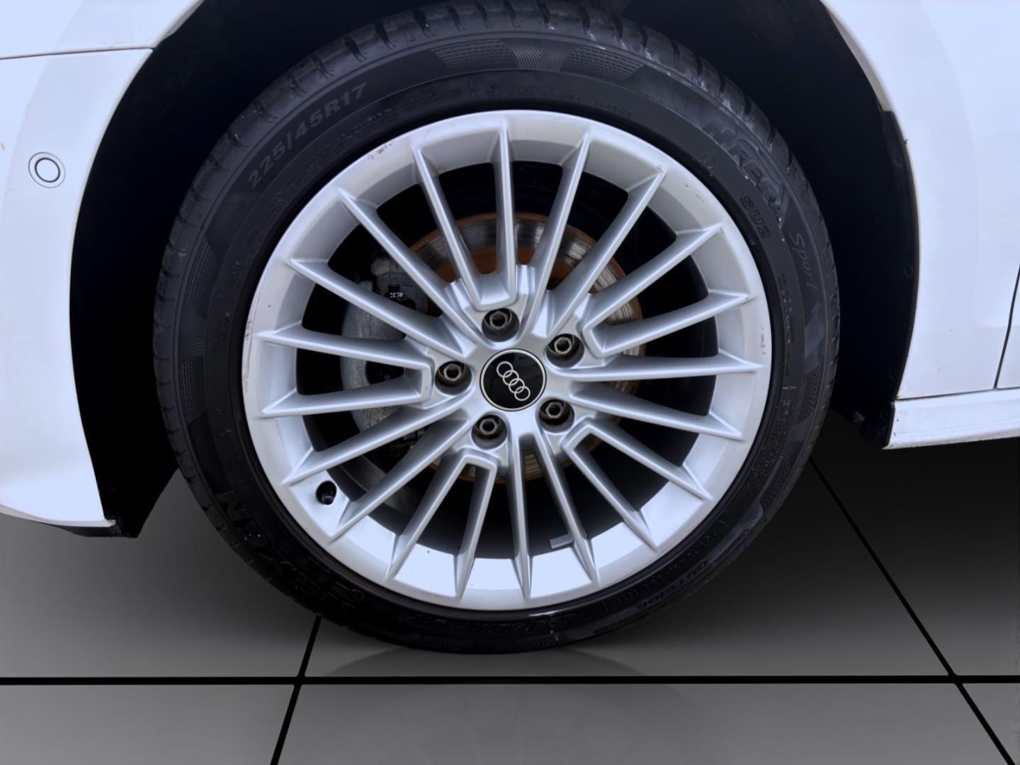 Bild über Audi A3 Sportback advanced 30 TDI Schaltgetriebe - für weitere Informationen kontaktieren Sie den Audi Partner