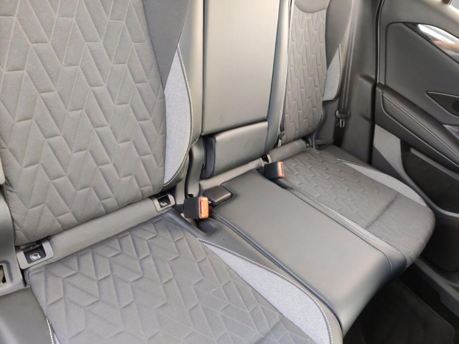Volkswagen Tiguan – Bild 15