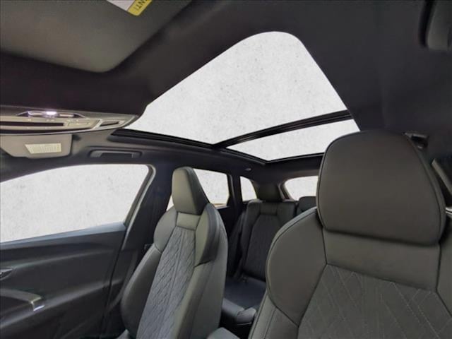 2026 Audi SQ5 Premium Plus - Photo 18