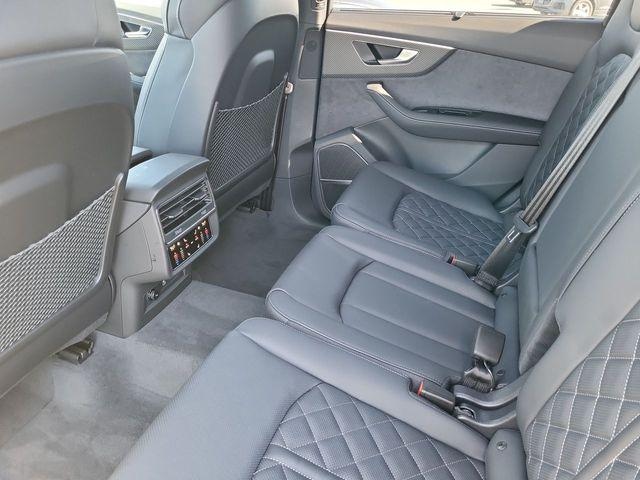2026 Audi SQ7 Premium Plus - Photo 13