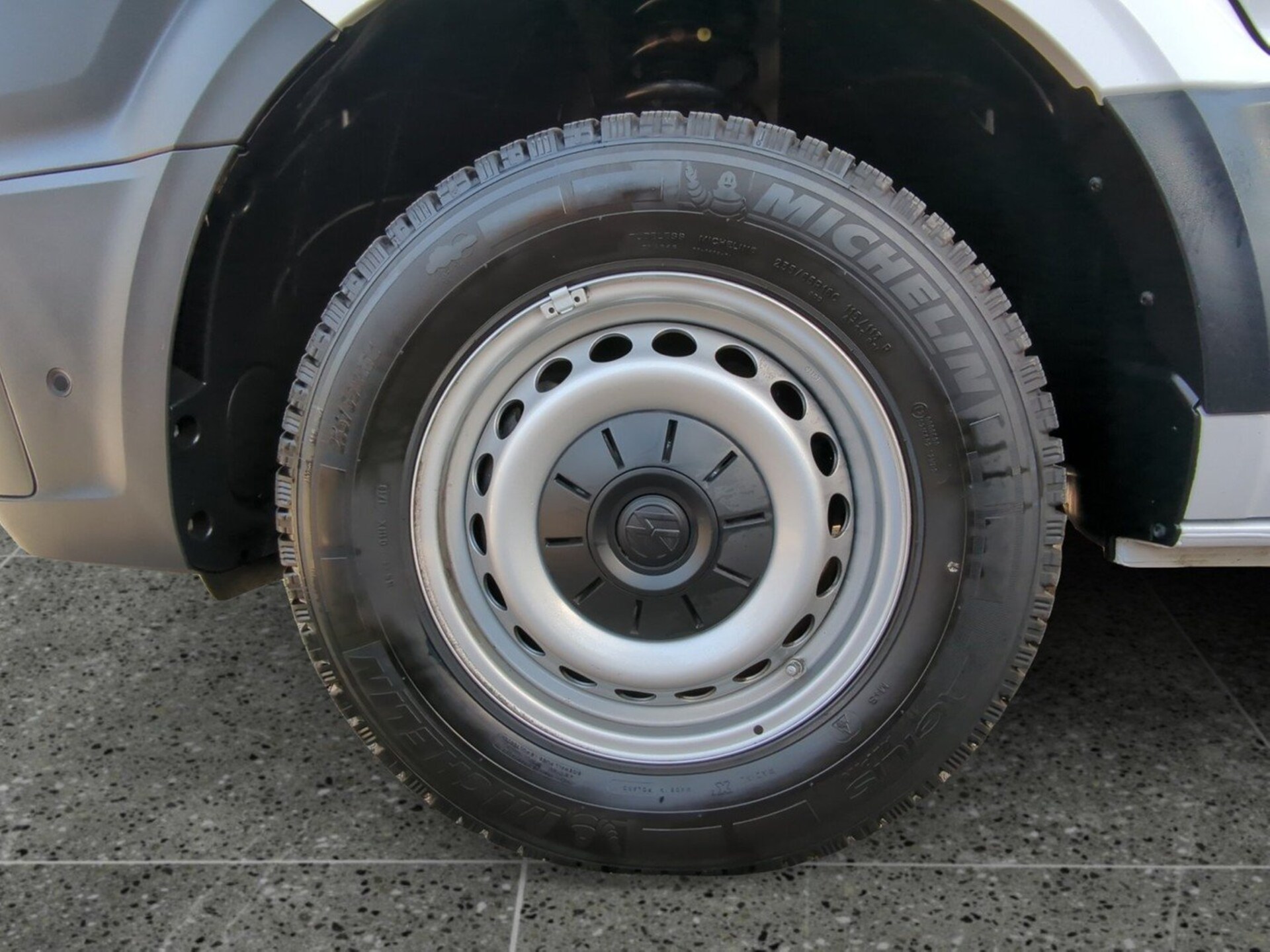 Volkswagen Crafter Kasten mittlerer Radstand