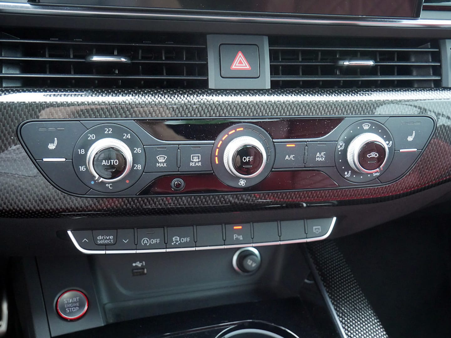 Bild über Audi S5 Cabriolet TFSI quattro tiptronic - für weitere Informationen kontaktieren Sie den Audi Partner