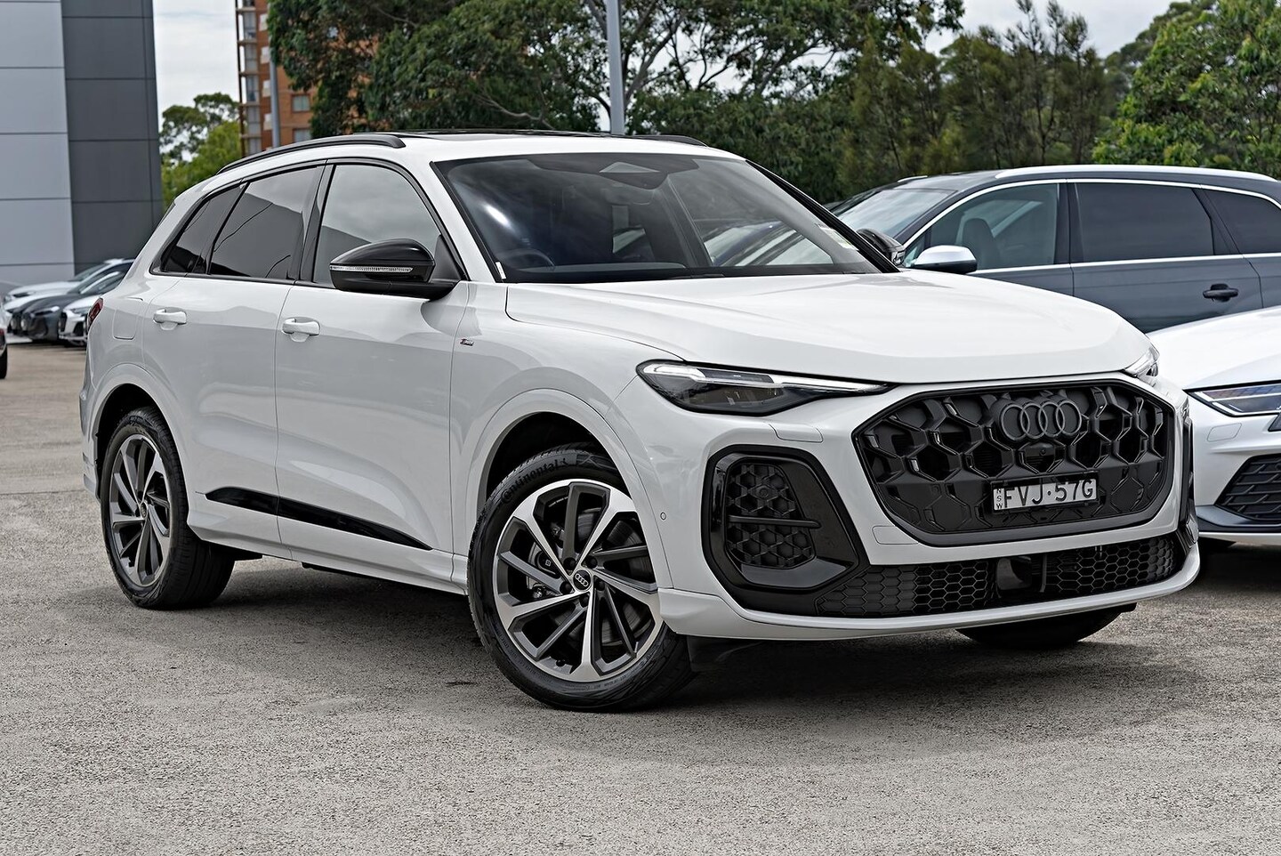 Image about Audi Q5 SUV TDI quattro 150 kW sport