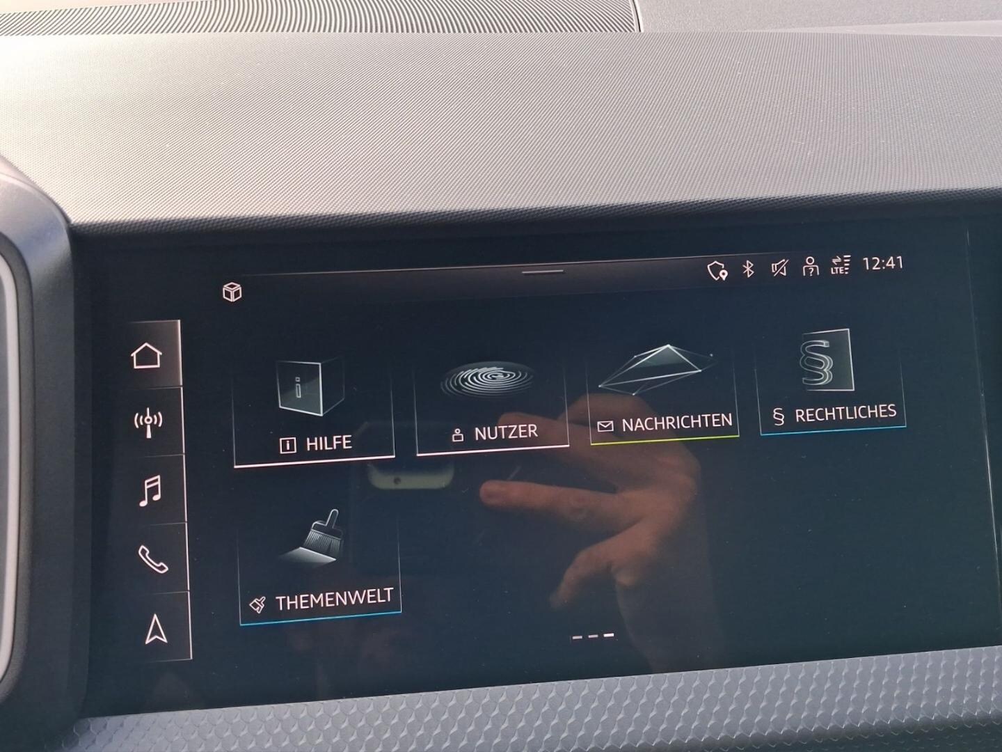 Bild über Audi A1 Sportback S line 25 TFSI S tronic - für weitere Informationen kontaktieren Sie den Audi Partner