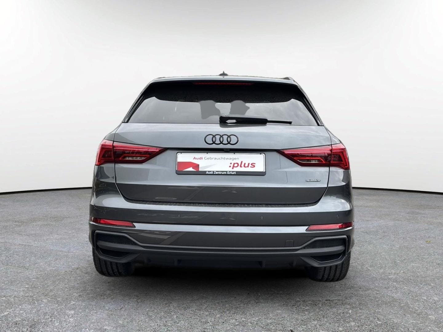 Bild über Audi Q3 TFSI quattro 140 kW S tronic - für weitere Informationen kontaktieren Sie den Audi Partner