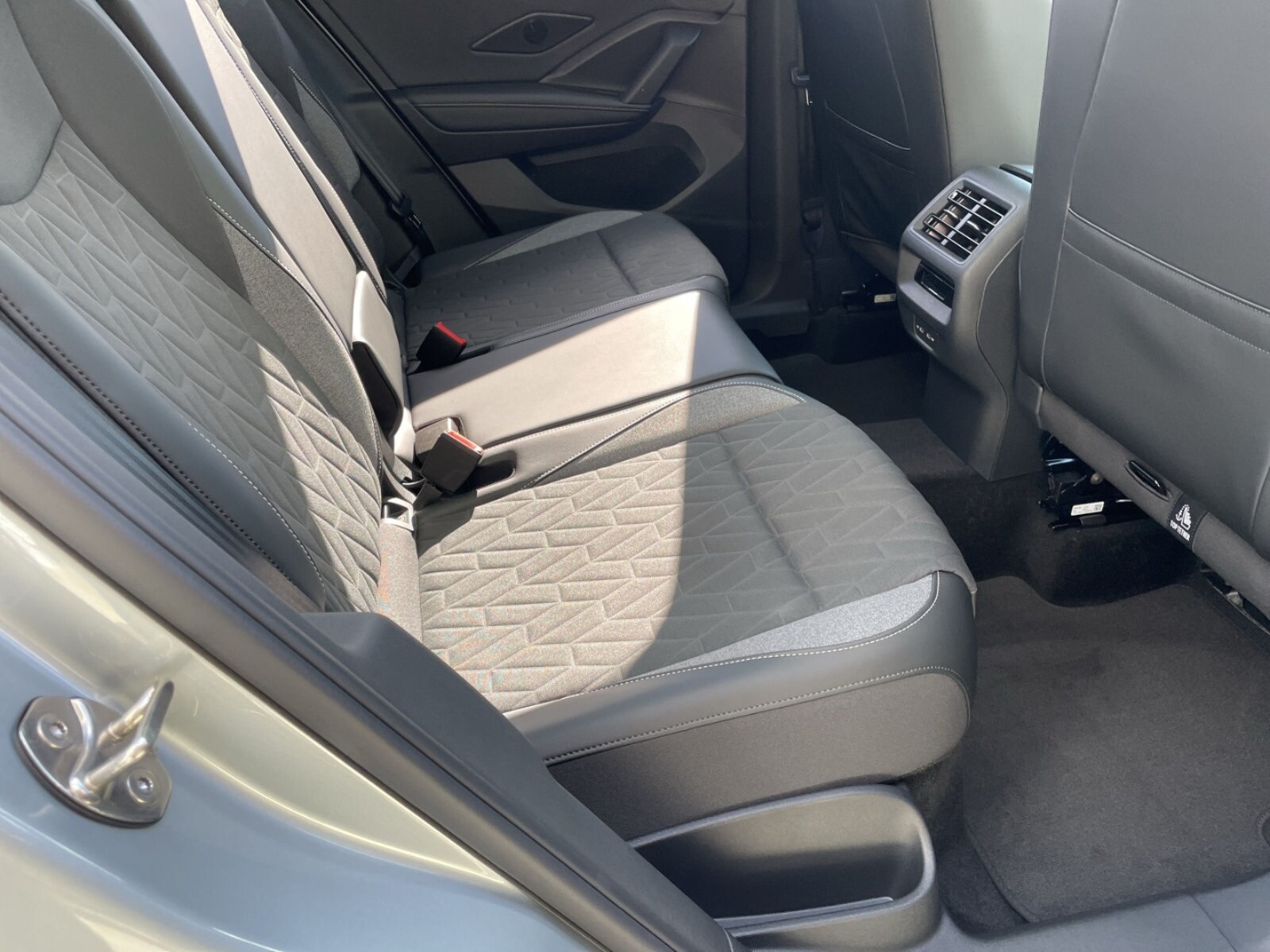 Volkswagen Tiguan – Bild 8