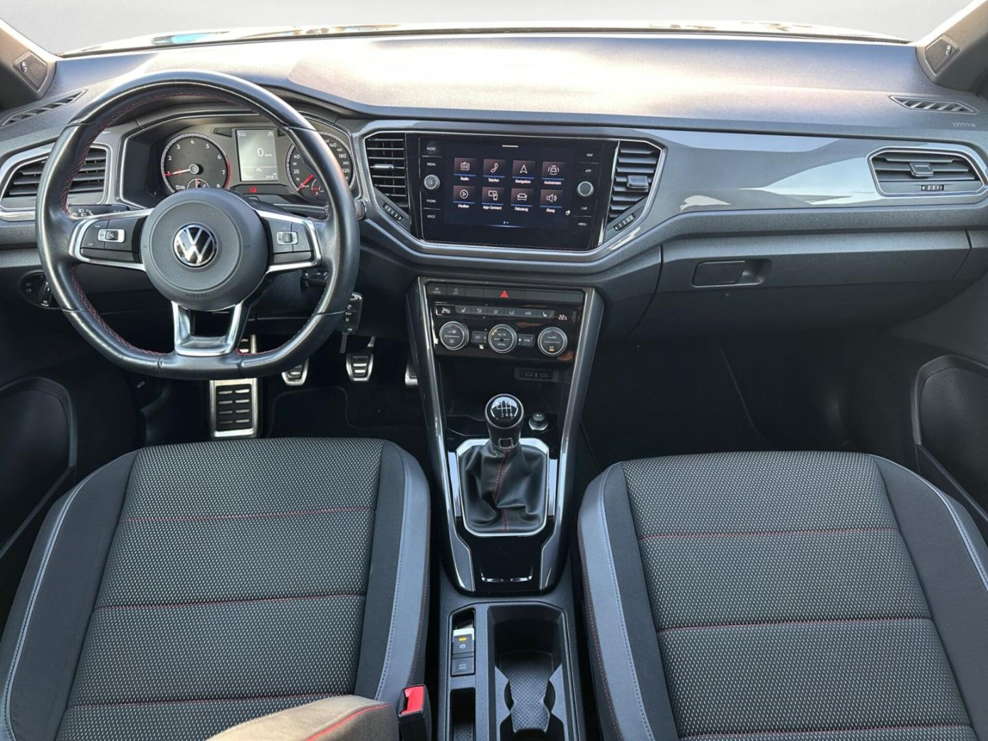 Volkswagen T-Roc Sport