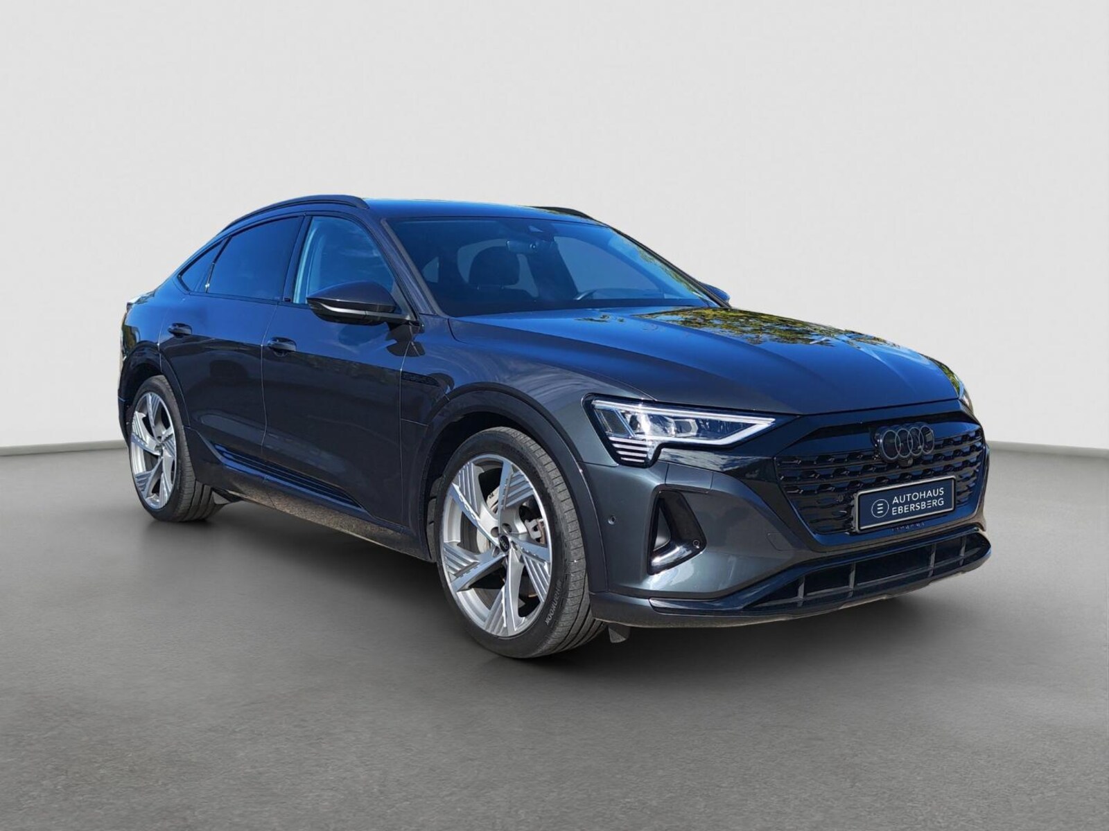 Audi Q8 Sportback e-tron – Bild 4