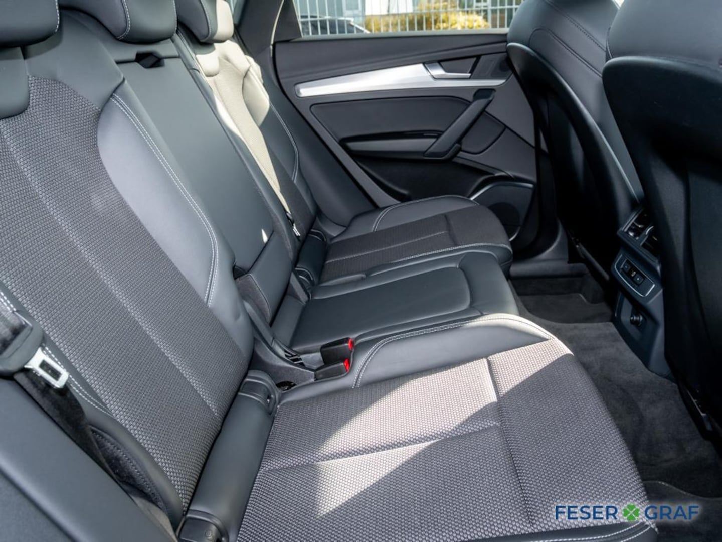 Bild über Audi Q5 Sportback 40 TDI quattro S tronic - für weitere Informationen kontaktieren Sie den Audi Partner