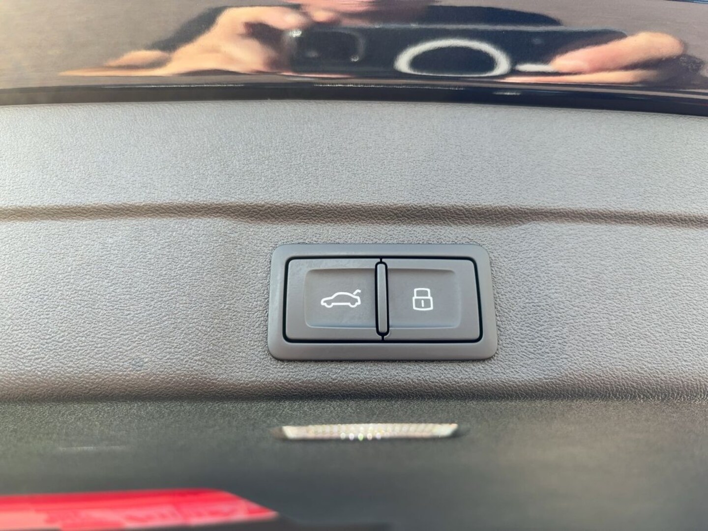 Bild über Audi A6 Avant TDI quattro 150 kW S tronic - für weitere Informationen kontaktieren Sie den Audi Partner