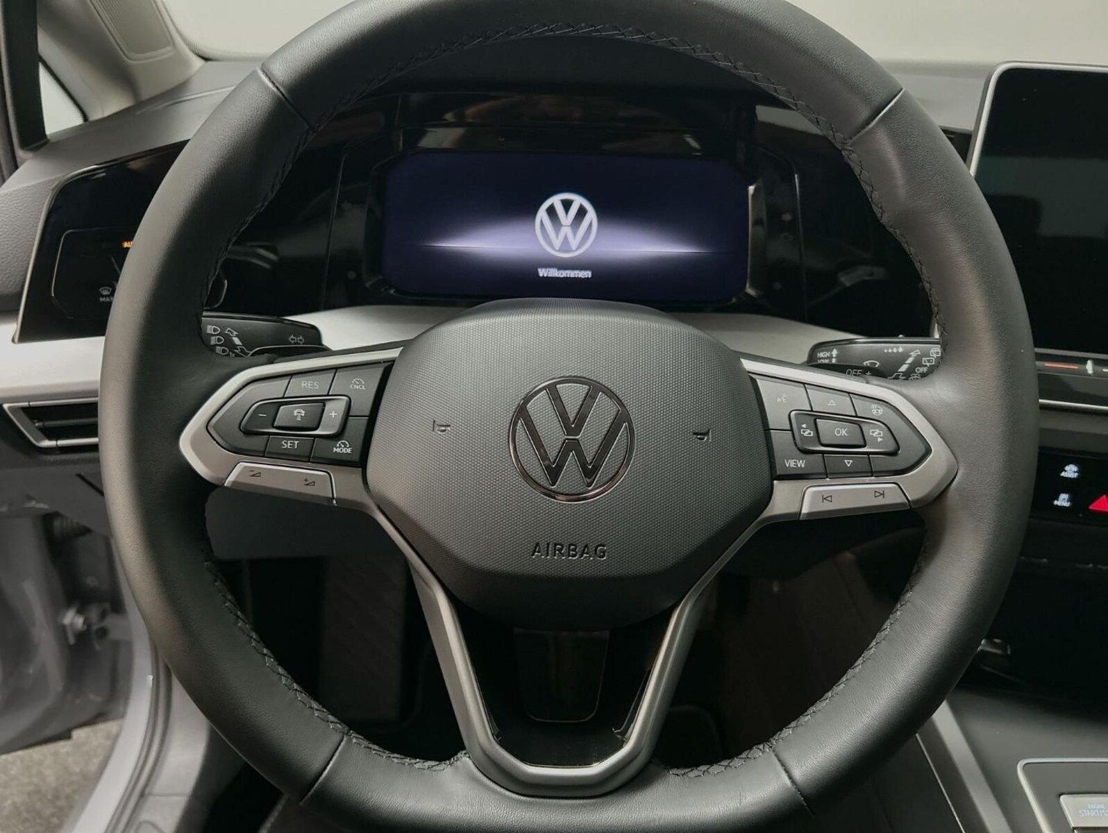 Volkswagen Golf – Bild 9