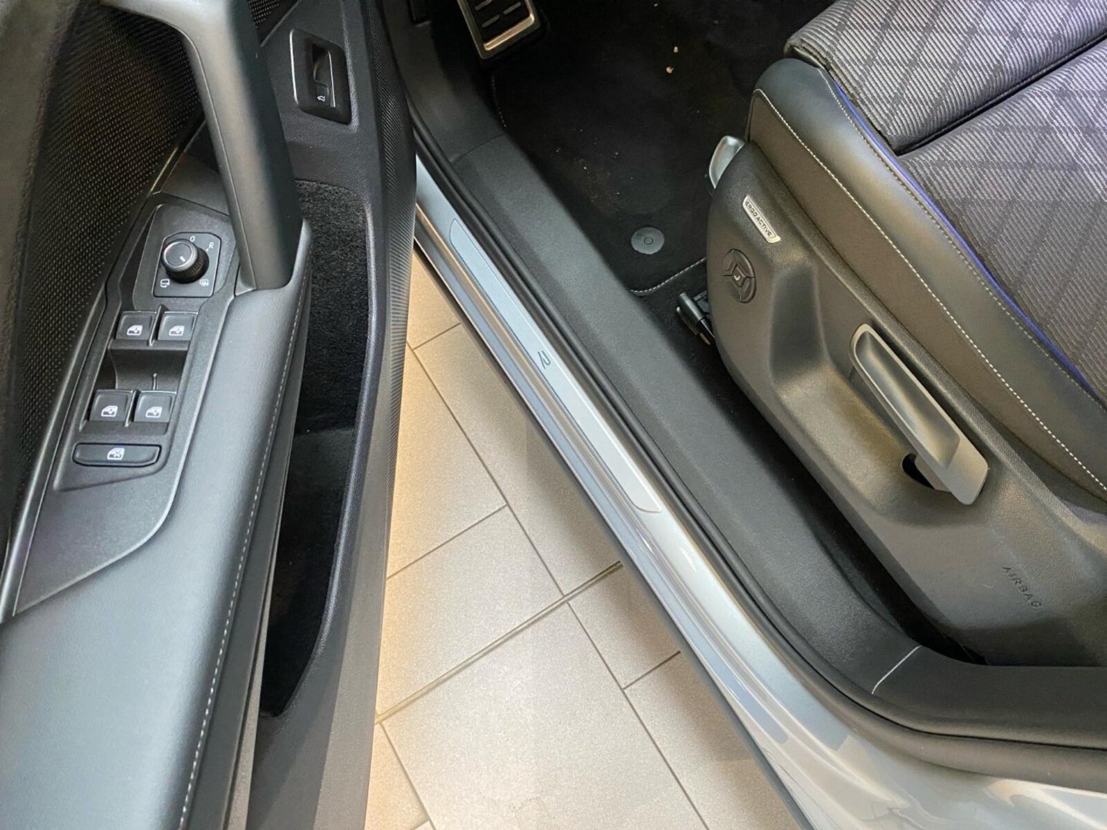 Volkswagen Tiguan – Bild 12