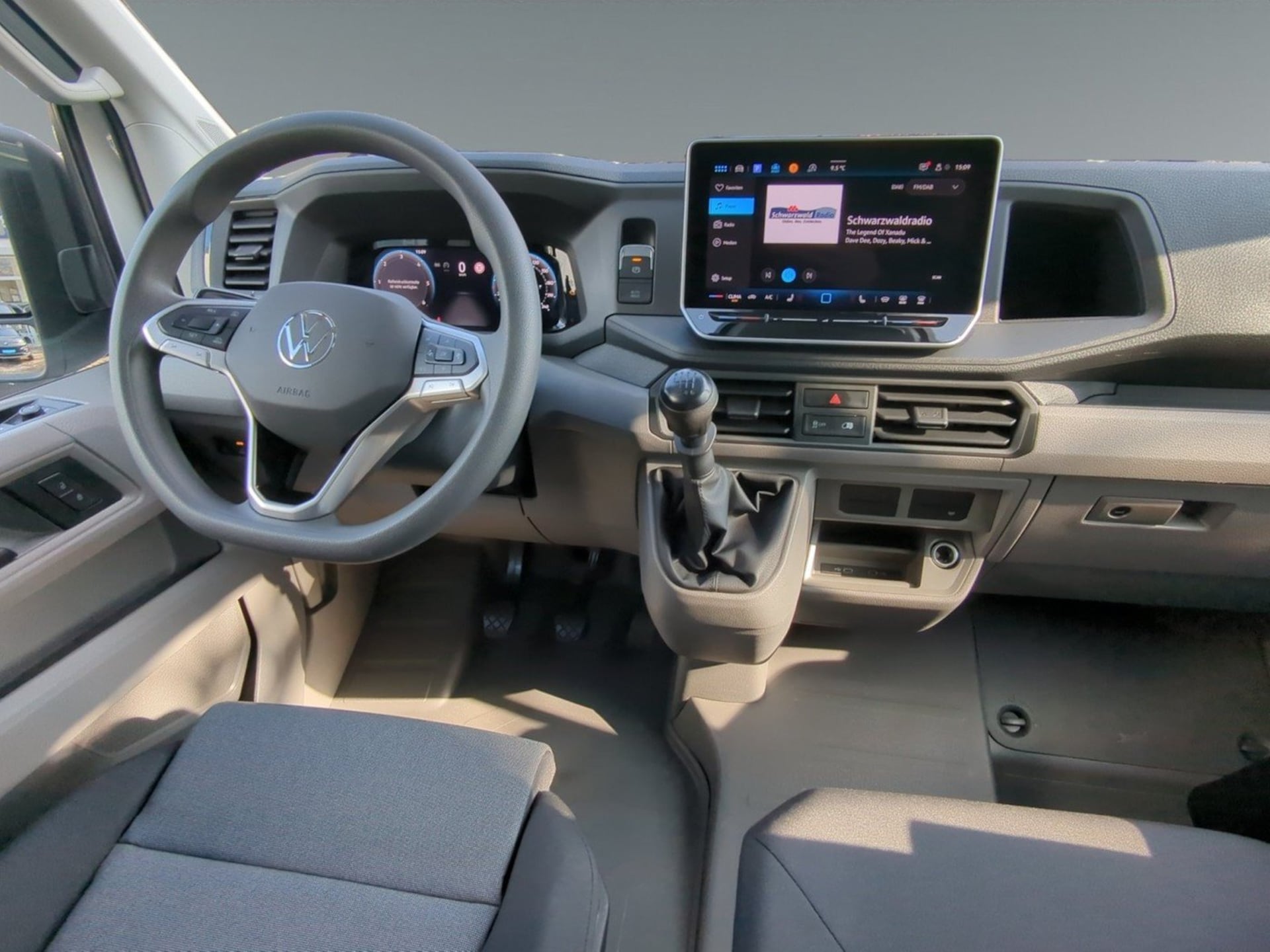 Volkswagen Crafter Kasten mittlerer Radstand